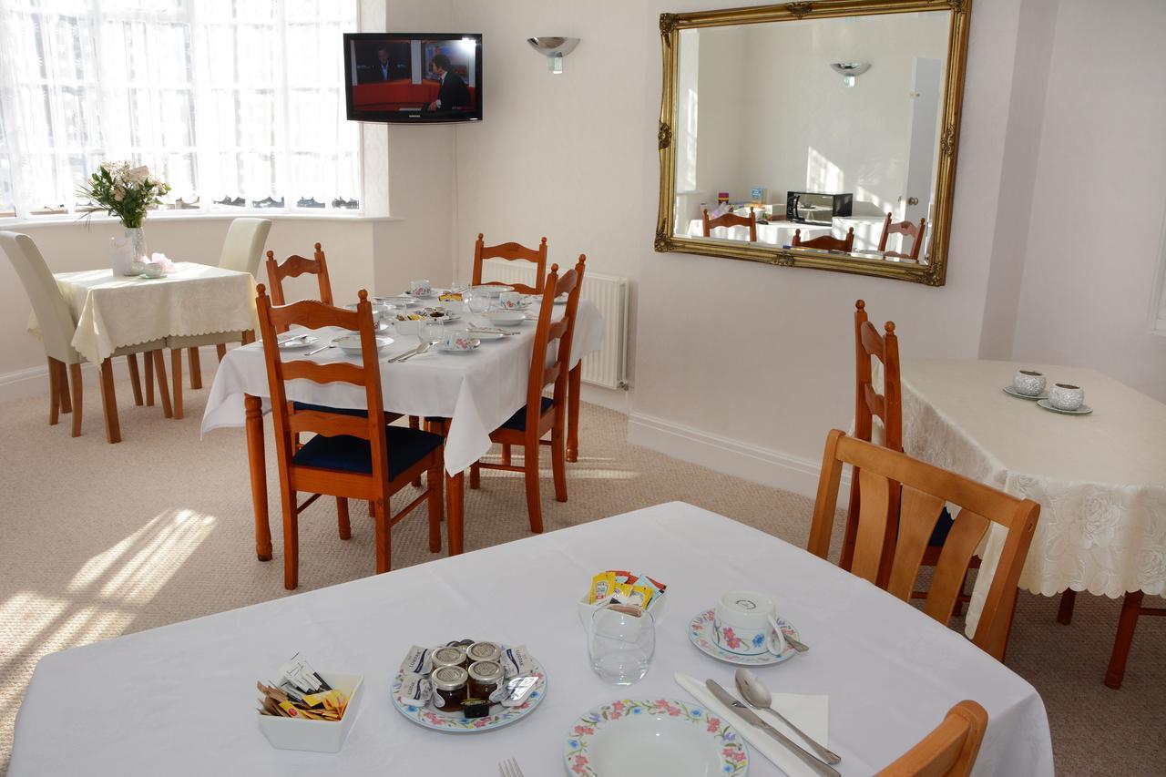 The Cove Guest House Rhyl Ngoại thất bức ảnh