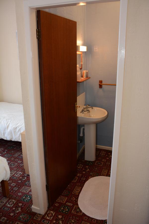 The Cove Guest House Rhyl Ngoại thất bức ảnh
