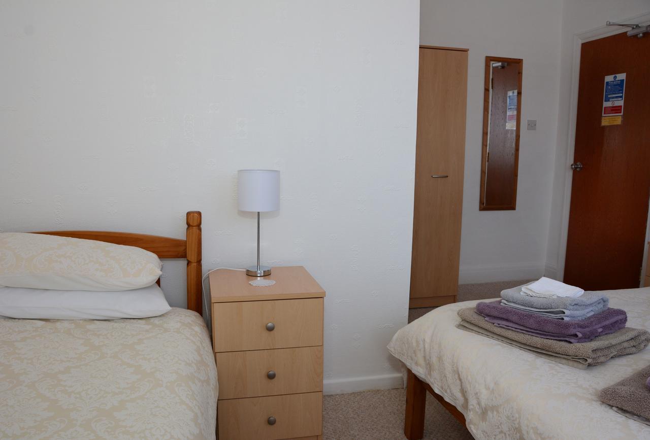 The Cove Guest House Rhyl Ngoại thất bức ảnh