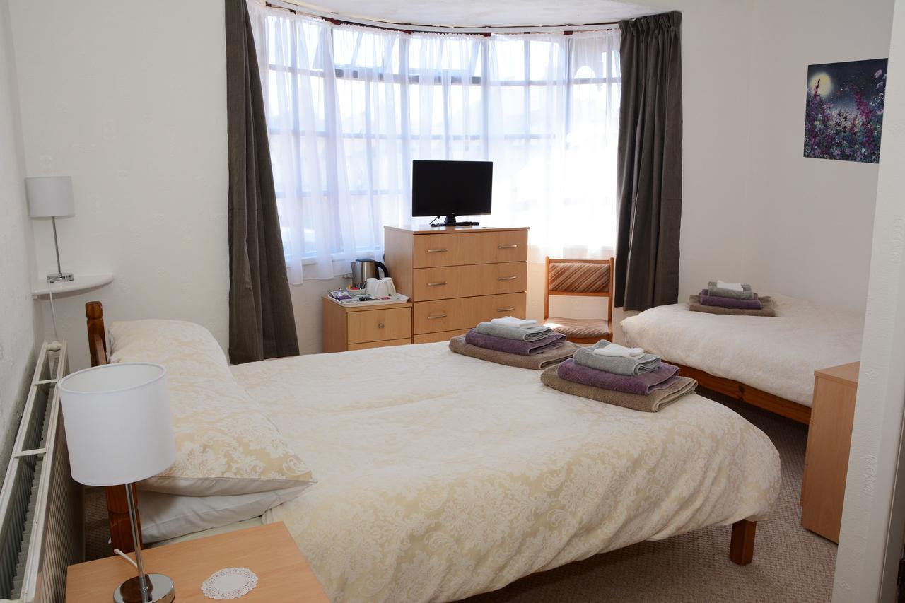 The Cove Guest House Rhyl Ngoại thất bức ảnh