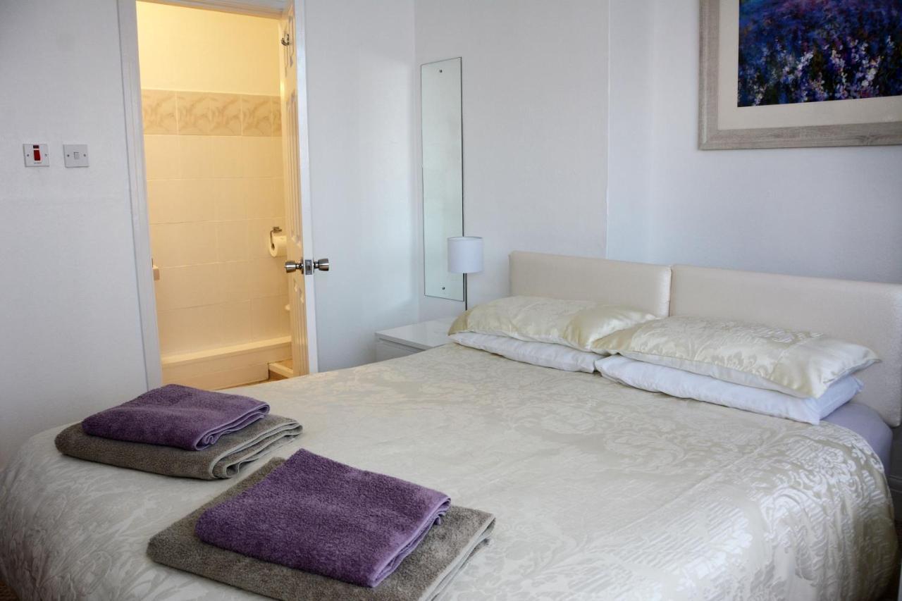 The Cove Guest House Rhyl Ngoại thất bức ảnh